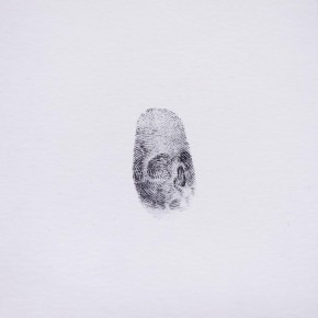 Memento Mori 1, 2015, Daniel E Acuña T, grafito sobre papel, 9.8x9.5 cm